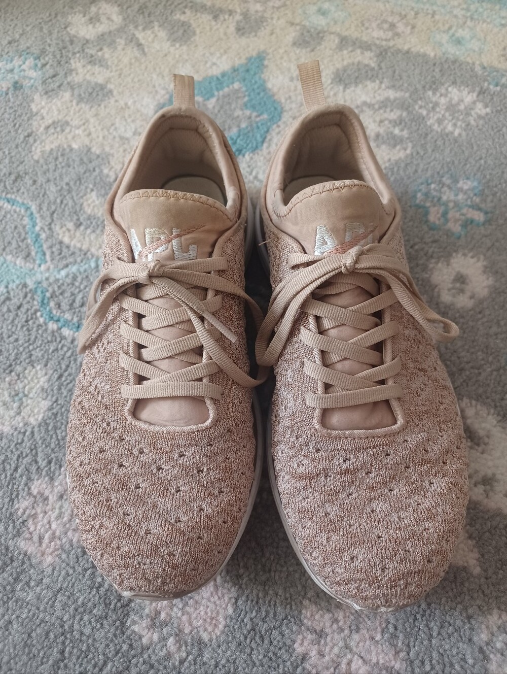Women's APL Techloom Phantom Dusty Rose Gold Shoes Size 8